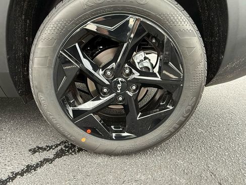 New 2026 Kia Seltos EX image 12