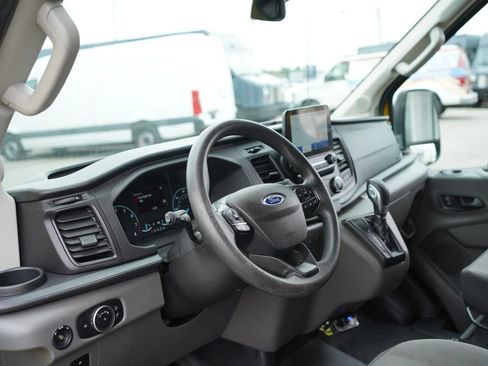 Used 2021 Ford Transit 250 148 High Roof Extended w/ Parcel Delivery Package RWD image 18