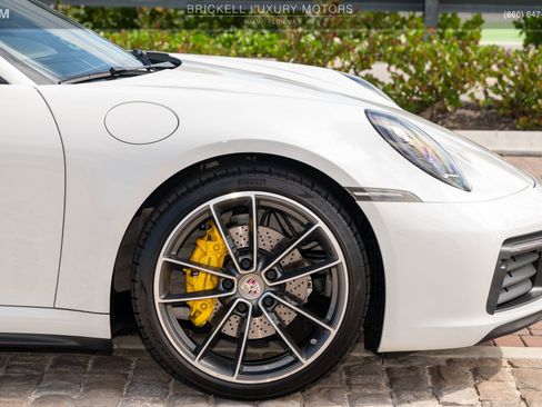 Used 2020 Porsche 911 Carrera RWD image 44