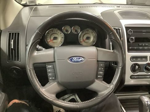 Used 2010 Ford Edge SEL image 11