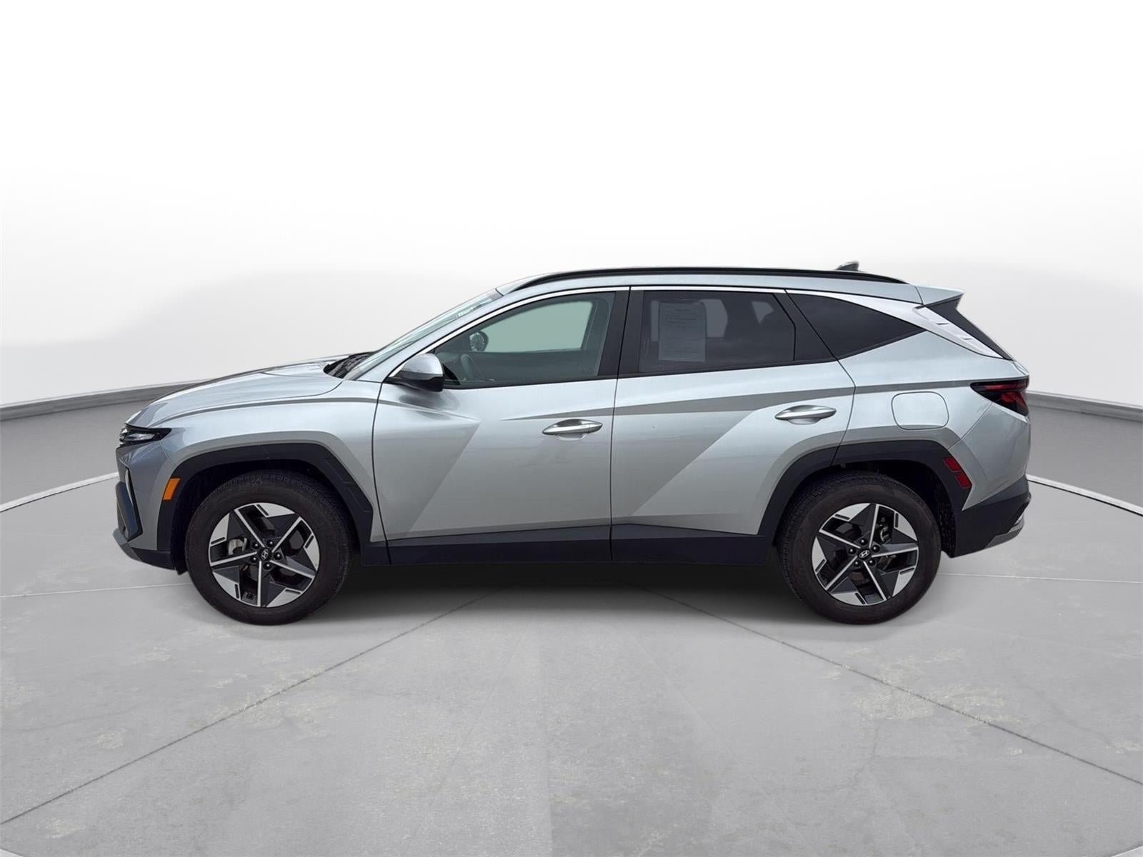 Used 2025 Hyundai Tucson SEL AWD/4WD image 2