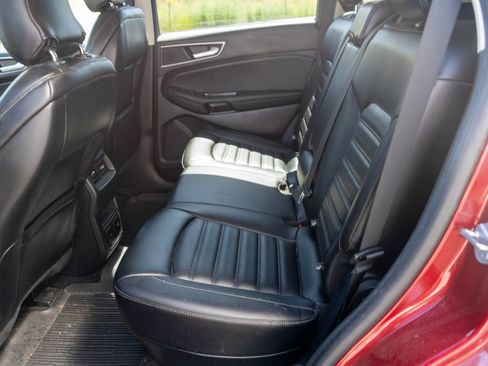 Used 2019 Ford Edge SEL w/ Equipment Group 201A AWD/4WD image 13