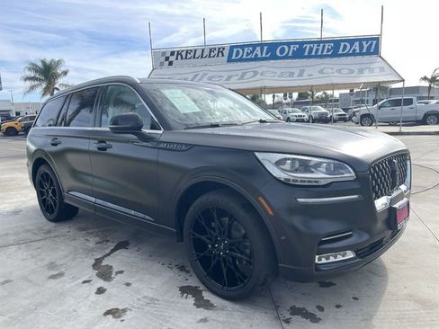 Used 2020 Lincoln Aviator Grand Touring w/ Equipment Group 302A image 2