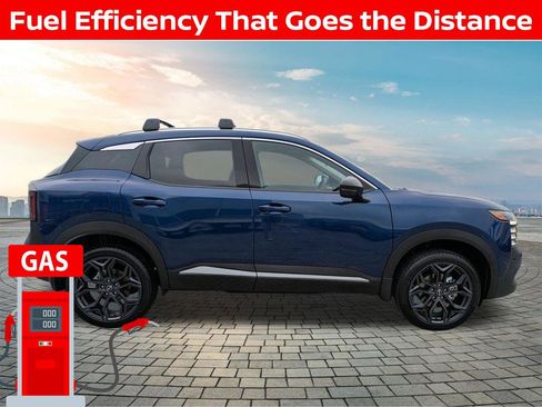 New 2026 Nissan Kicks SR w/ Cold Weather Package image 3