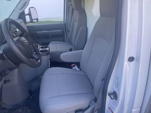 New 2025 Ford E-350 and Econoline 350 Super Duty w/ Power Equipment Group RWD image 5