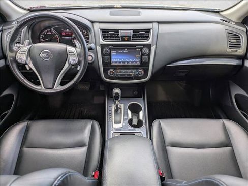 Used 2018 Nissan Altima 2.5 SR w/ SR Special Edition image 16