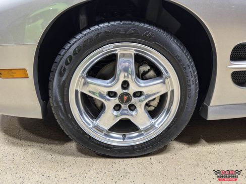 Used 2002 Pontiac Firebird Trans Am image 32
