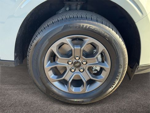 Used 2022 Ford Maverick XLT image 8