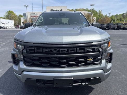 Used 2026 Chevrolet Silverado 1500 Custom image 2