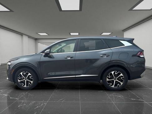 Used 2023 Kia Sportage EX FWD image 10