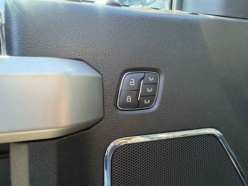 Used 2021 Ford F250 Lariat image 49