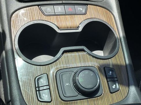 Used 2023 GMC Acadia SLE w/ Driver Convenience Package AWD/4WD image 38