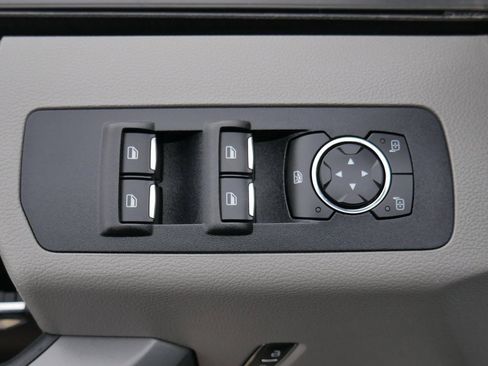 Used 2019 Ford F150 XLT image 31