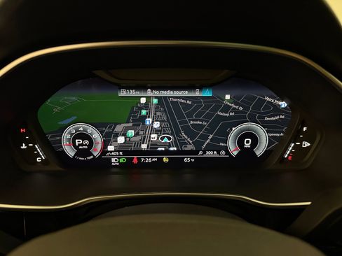 Used 2023 Audi Q3 2.0T Premium Plus w/ Premium Plus Package image 20