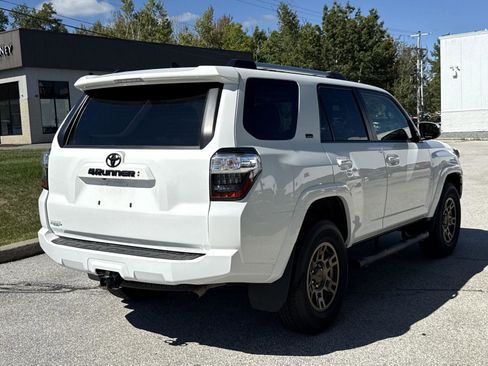 Used 2023 Toyota 4Runner SR5 Premium w/ Moonroof Package image 8