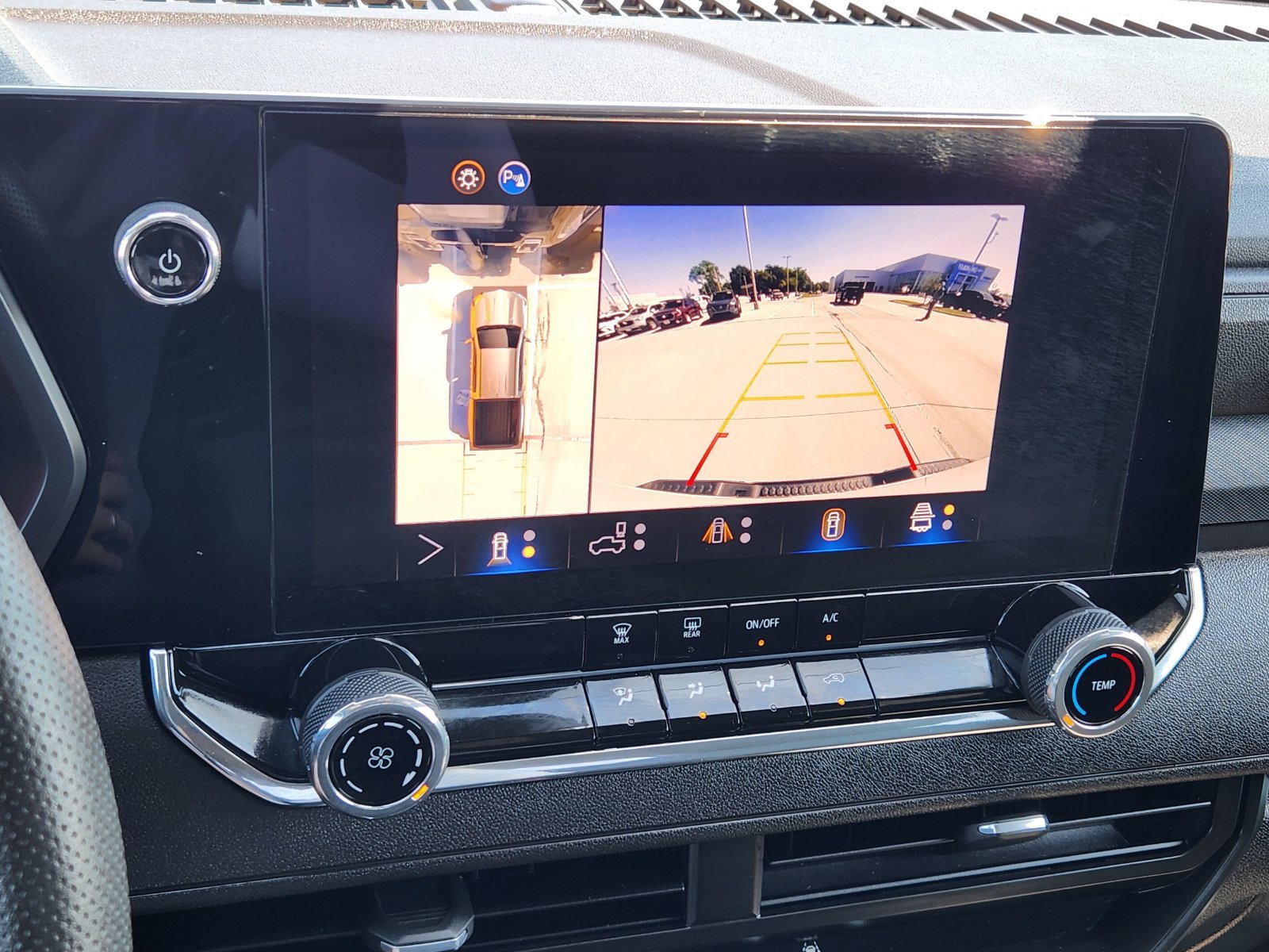 Certified 2024 Chevrolet Colorado Trail Boss w/ Technology Package AWD/4WD image 19