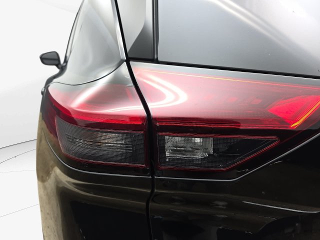 Used 2022 Nissan Rogue SV w/ SV Premium Package FWD image 35