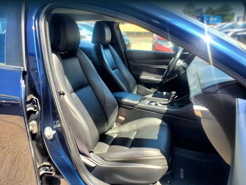 Used 2020 MAZDA MAZDA3 Sedan w/ Select Package FWD image 24