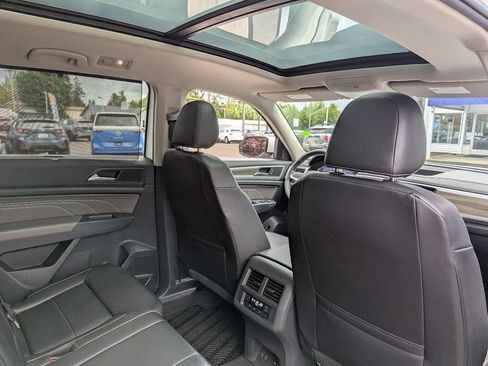 Used 2021 Volkswagen Atlas SEL AWD/4WD image 37