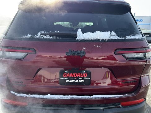 New 2025 Jeep Grand Cherokee L Limited image 7