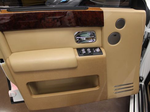 Used 2007 Rolls-Royce Phantom Sedan RWD image 10