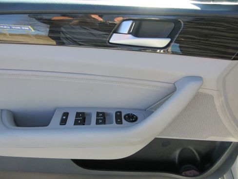 Used 2017 Hyundai Sonata Limited w/ Cargo Package image 21