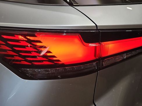 Certified 2025 Lexus RX 350 Premium w/ Convenience Package AWD/4WD image 34