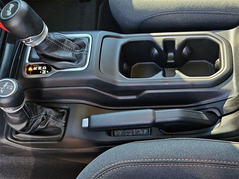 New 2026 Jeep Wrangler Unlimited Sport image 25