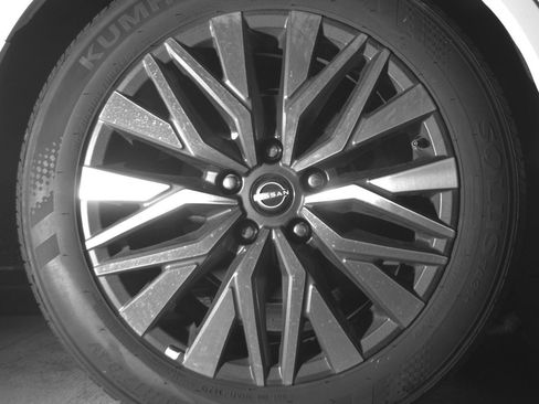 Used 2025 Nissan Altima 2.5 SV image 15