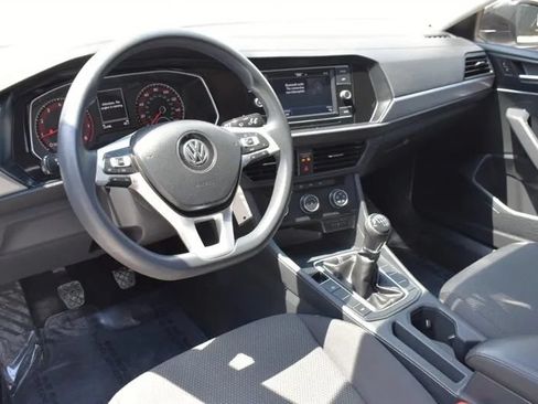 Used 2020 Volkswagen Jetta S FWD image 3