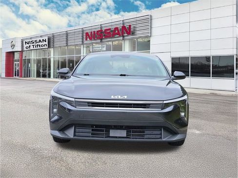 Used 2025 Kia K4 LXS image 2