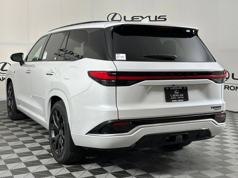 New 2026 Lexus TX 500h AWD image 8