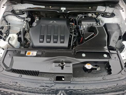 Used 2024 Mitsubishi Eclipse Cross ES AWD/4WD image 27