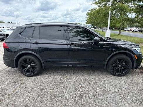 Used 2023 Volkswagen Tiguan SE R-Line FWD image 7