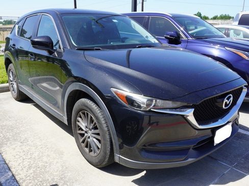Used 2017 MAZDA CX-5 Touring w/ Preferred Equipment Package AWD/4WD image 3
