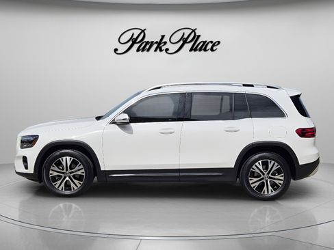 Used 2026 Mercedes-Benz GLB 250 image 2
