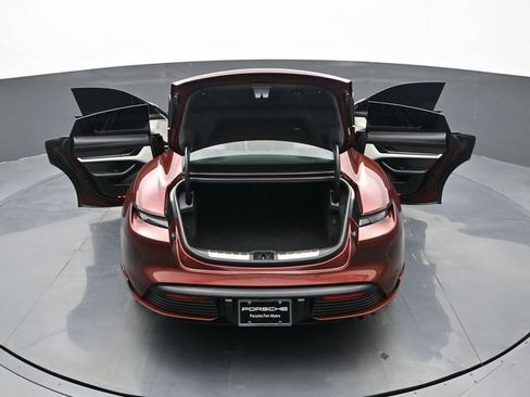 Used 2021 Porsche Taycan Turbo w/ Sportdesign Package image 30