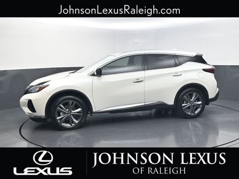 Used 2024 Nissan Murano Platinum w/ Cargo Package image 2