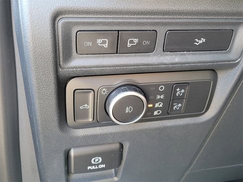 Used 2022 Ford F150 XLT w/ Equipment Group 302A High image 26