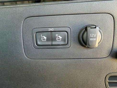 Used 2021 Kia Sorento S w/ Panoramic Sunroof Package image 11