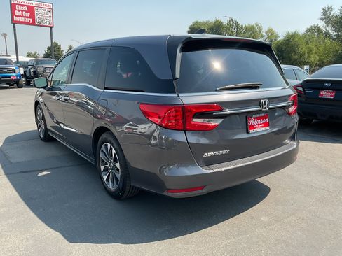 Used 2024 Honda Odyssey EX-L image 7