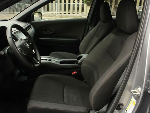 Used 2019 Honda HR-V Sport image 15