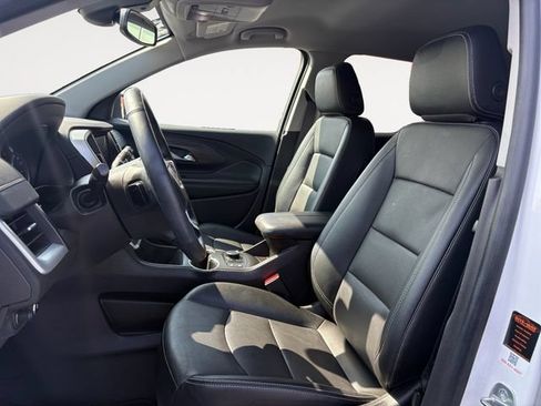 Used 2023 GMC Terrain SLT w/ Elevation Edition AWD/4WD image 9