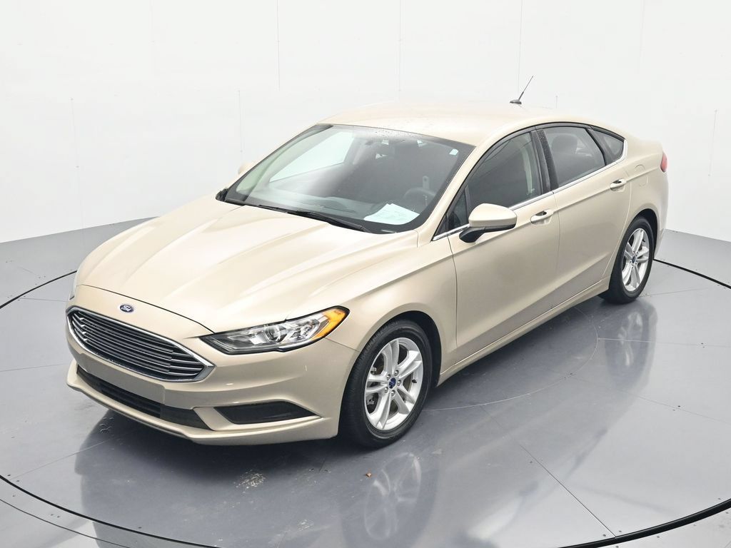 Used 2018 Ford Fusion SE w/ Fusion SE Technology Package FWD image 29