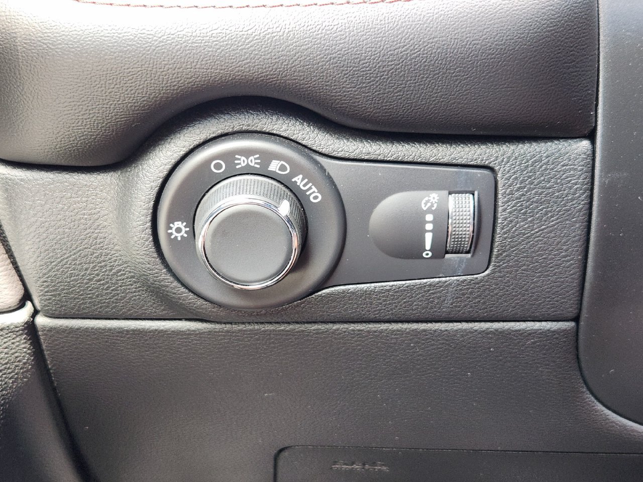 Used 2026 Dodge Durango GT AWD/4WD image 30