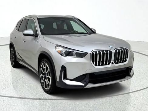 Used 2026 BMW X1 xDrive28i AWD/4WD image 2