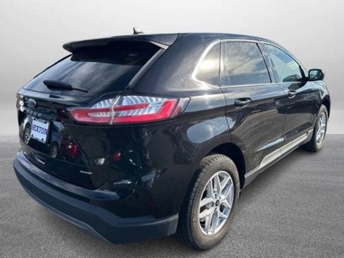 Used 2024 Ford Edge SEL image 7