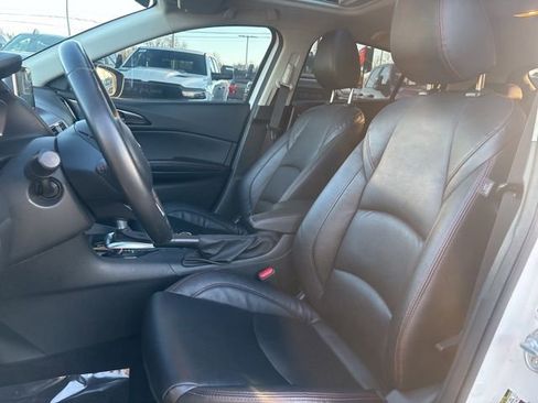 Used 2015 MAZDA MAZDA3 i Grand Touring image 24