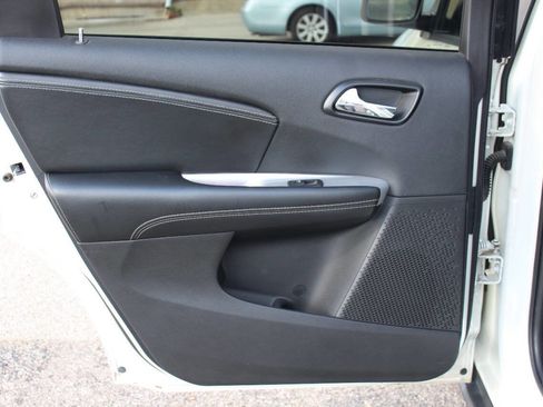 Used 2013 Dodge Journey Crew w/ Navigation & Sound Group I image 12