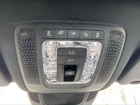 Used 2022 Mercedes-Benz GLE 350 image 29